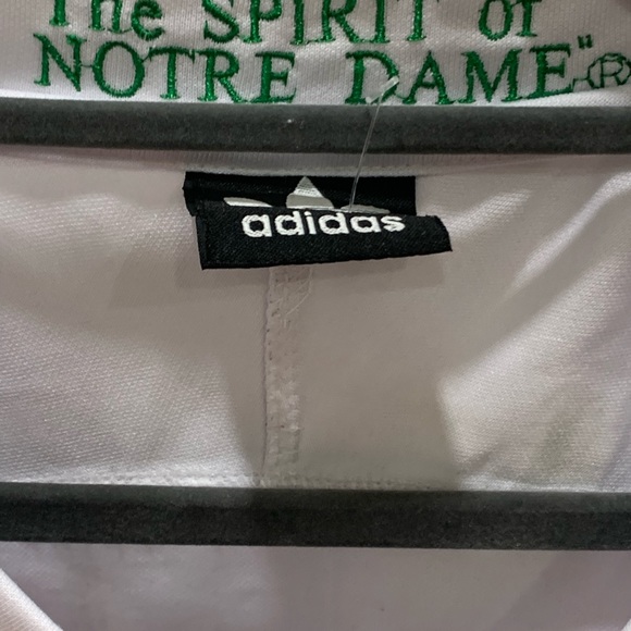 Notre Dame White Green XXL Jersey #5 PreOwned  some peeled off letters on back - Picture 3 of 10